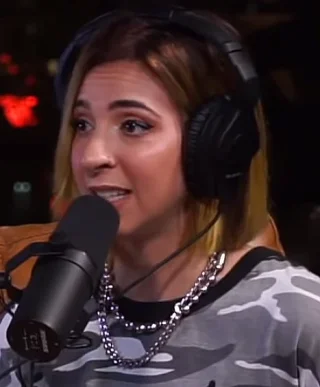 Gabbie Hanna height profile photo