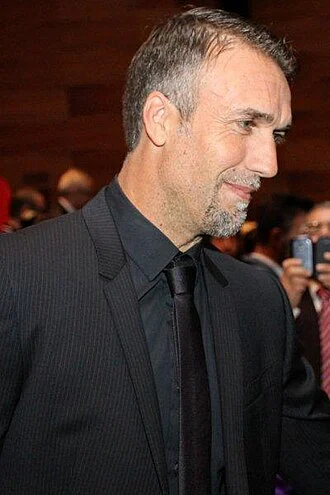 Gabriel Batistuta height profile photo