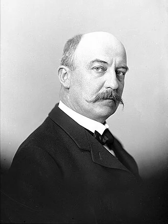 Gabriel Narutowicz height profile photo