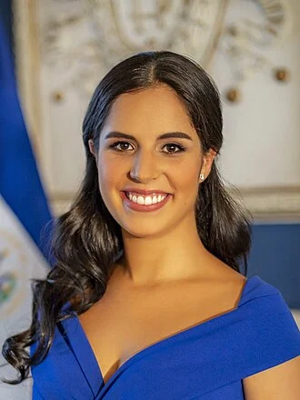 Gabriela Rodríguez de Bukele height profile photo