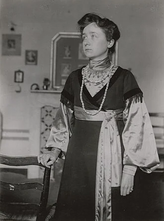 Gabriele Münter height profile photo