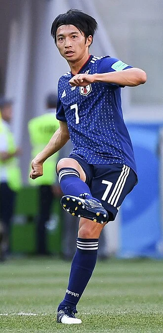 Gaku Shibasaki height profile photo