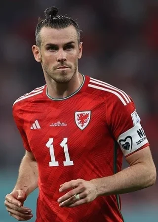 Gareth Bale height profile photo