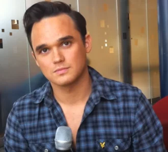 Gareth Gates height profile photo