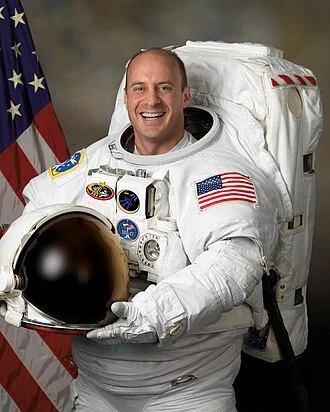 Garrett Reisman height profile photo