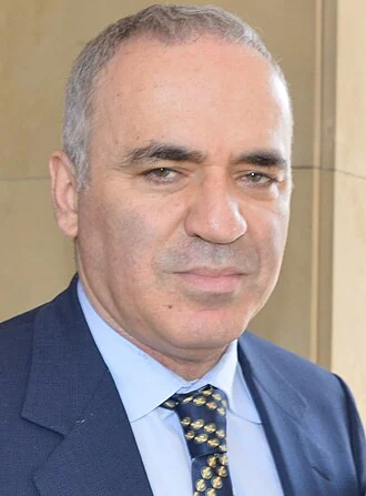 Garry Kasparov height profile photo