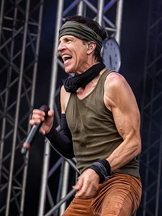 Gary Cherone height profile photo