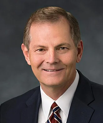 Gary E. Stevenson height profile photo