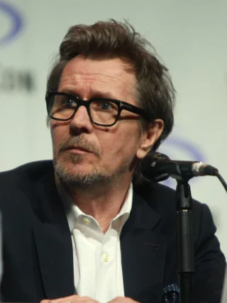 Gary Oldman height profile photo