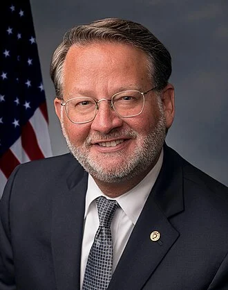 Gary Peters height profile photo