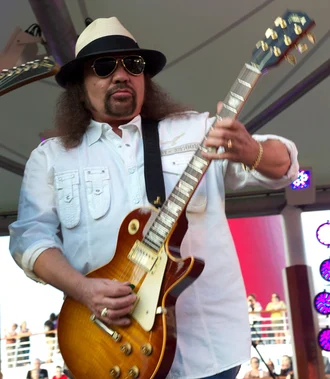 Gary Rossington height profile photo