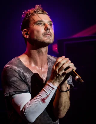 Gavin Rossdale height profile photo