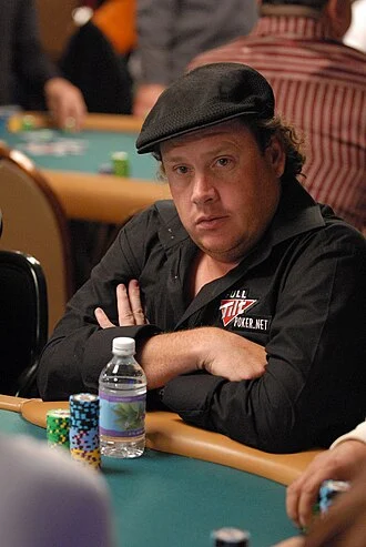 Gavin Smith (poker player) height profile photo