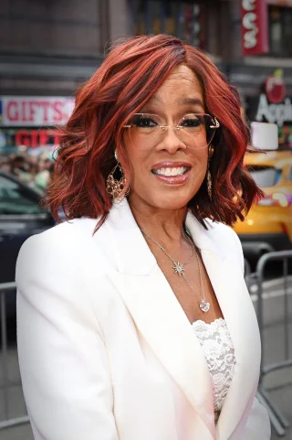 Gayle King height profile photo