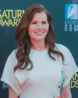 Geena Davis height profile photo