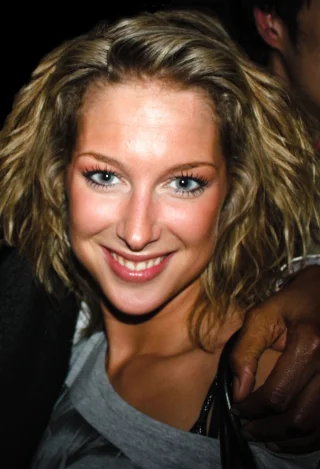 Gemma Bissix height profile photo