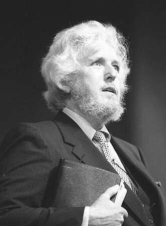 Gene Scott height profile photo