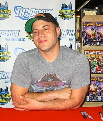 Geoff Johns height profile photo