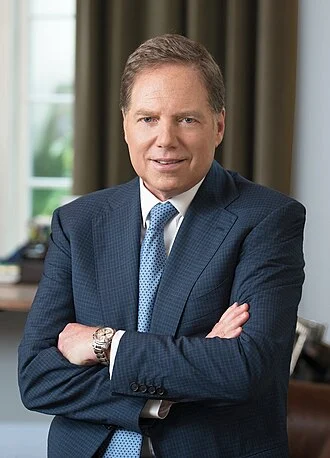 Geoffrey Berman height profile photo