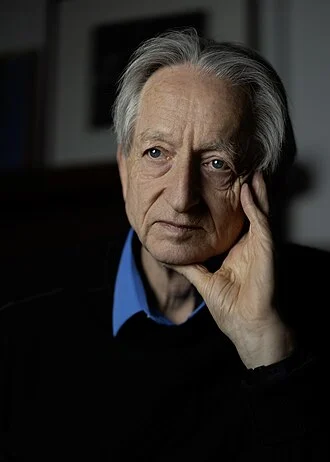 Geoffrey Hinton height profile photo