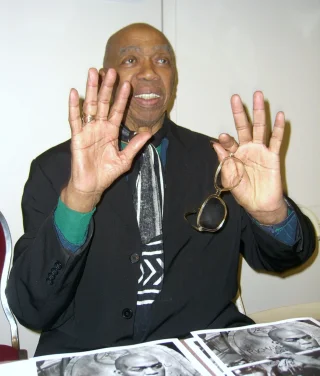 Geoffrey Holder height profile photo