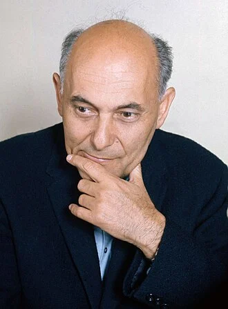 Georg Solti height profile photo