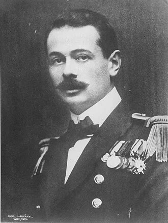 Georg von Trapp height profile photo