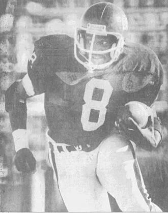 George Floyd (American football) height profile photo