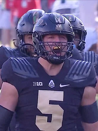 George Karlaftis height profile photo