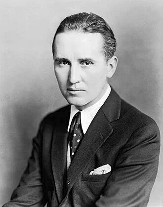 George Kelly (playwright) height profile photo
