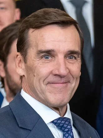 George McPhee height profile photo