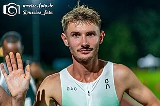 George Mills (runner) height profile photo