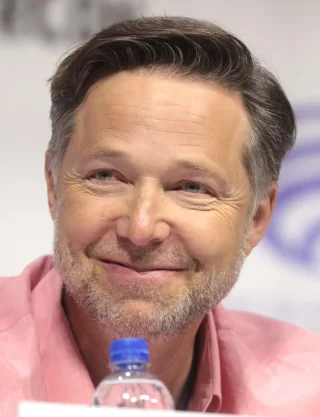 George Newbern height profile photo
