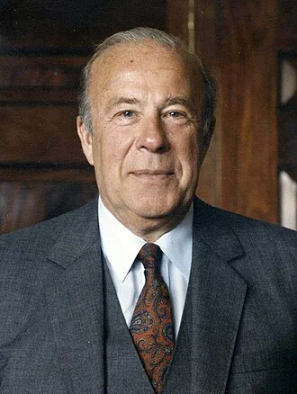 George Shultz height profile photo