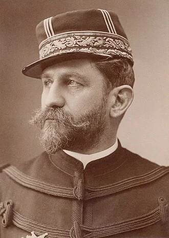 Georges Ernest Boulanger height profile photo