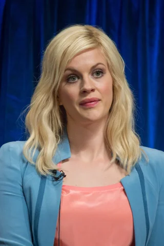 Georgia King height profile photo