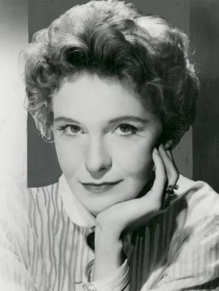 Geraldine Page height profile photo