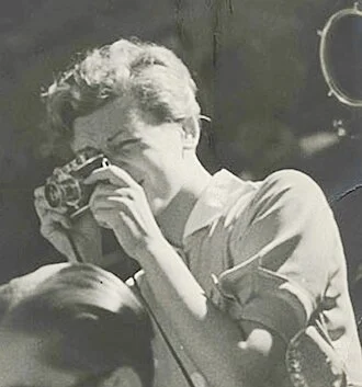 Gerda Taro height profile photo