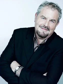 Gerry Kelly (broadcaster) height profile photo