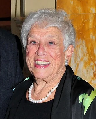 Gert Boyle height profile photo
