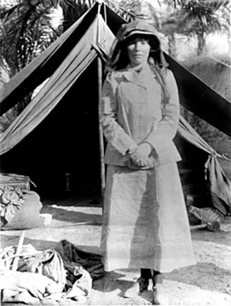Gertrude Bell height profile photo