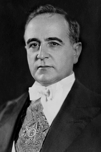 Getúlio Vargas height profile photo