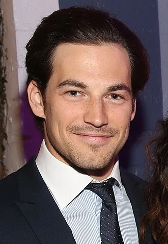Giacomo Gianniotti height profile photo