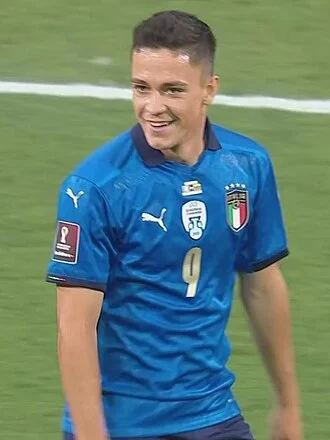 Giacomo Raspadori height profile photo
