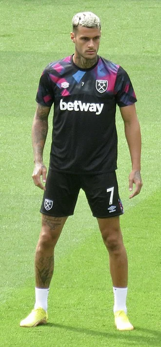 Gianluca Scamacca height profile photo
