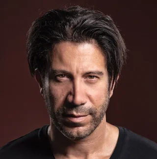Gianni Capaldi height profile photo