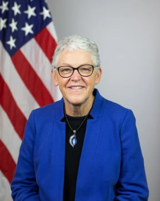 Gina McCarthy height profile photo