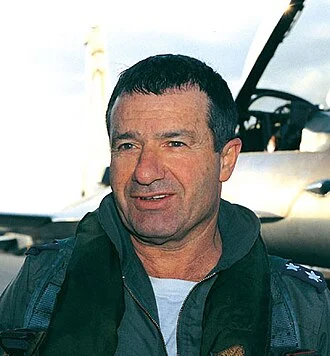 Giora Epstein height profile photo
