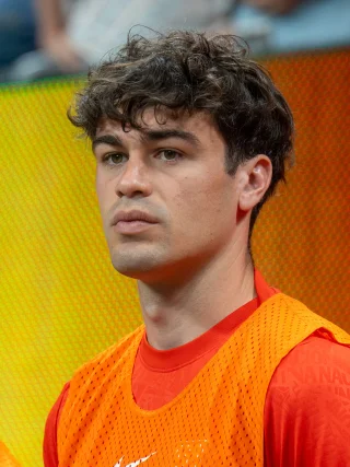 Giovanni Reyna height profile photo