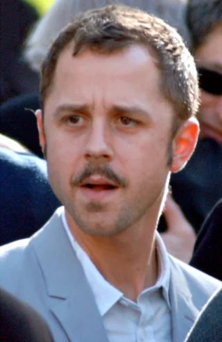 Giovanni Ribisi height profile photo